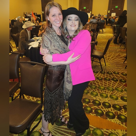 Sue Wong brown halter crochet cutout floral gown, Size 2 - Picture 8 of 15